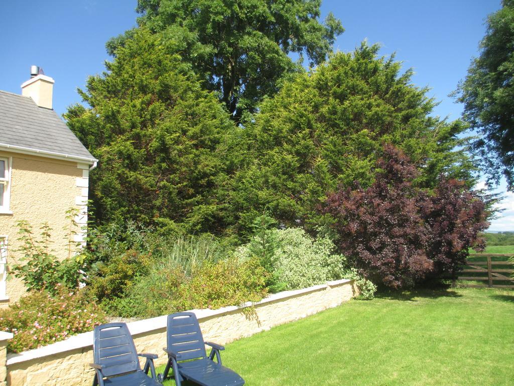 Tralia Farmhouse Self Catering Farranfore Exterior photo