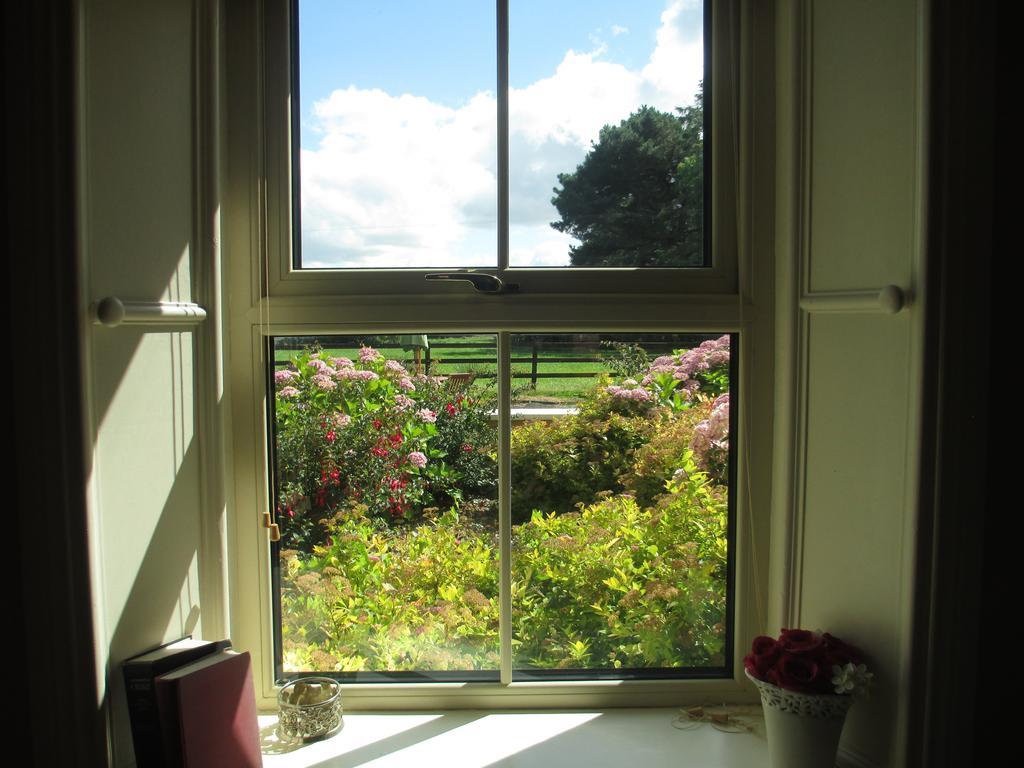Tralia Farmhouse Self Catering Farranfore Exterior photo